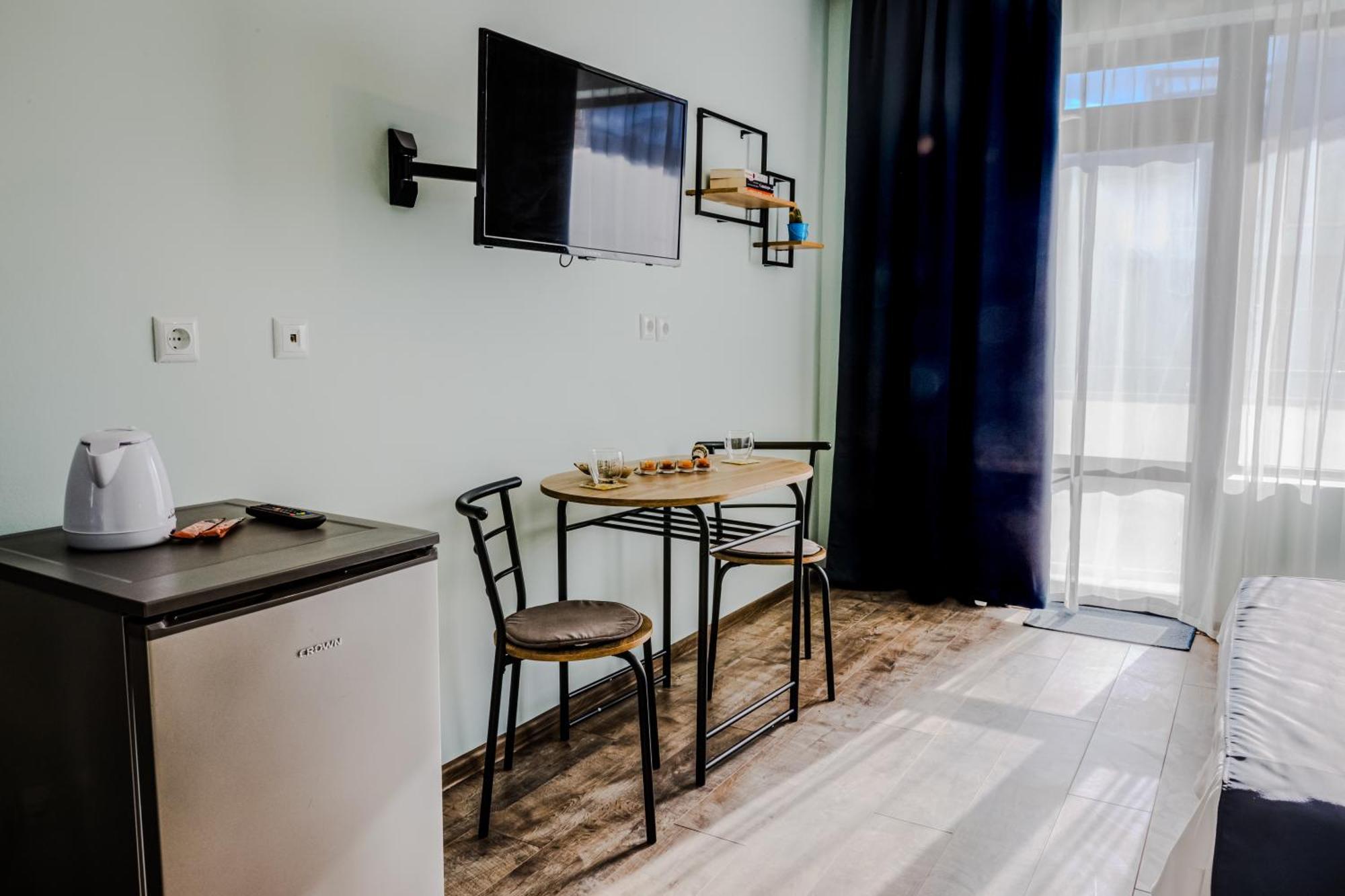 Bo'S Place Saints Constantine and Helena Bagian luar foto